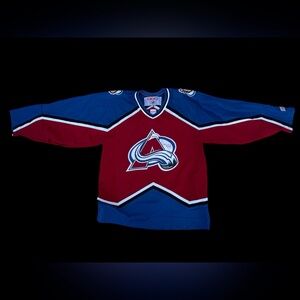Retro Men’s Medium CCM Colorado Avalanche Hockey Jersey signed Dave Andreychuk